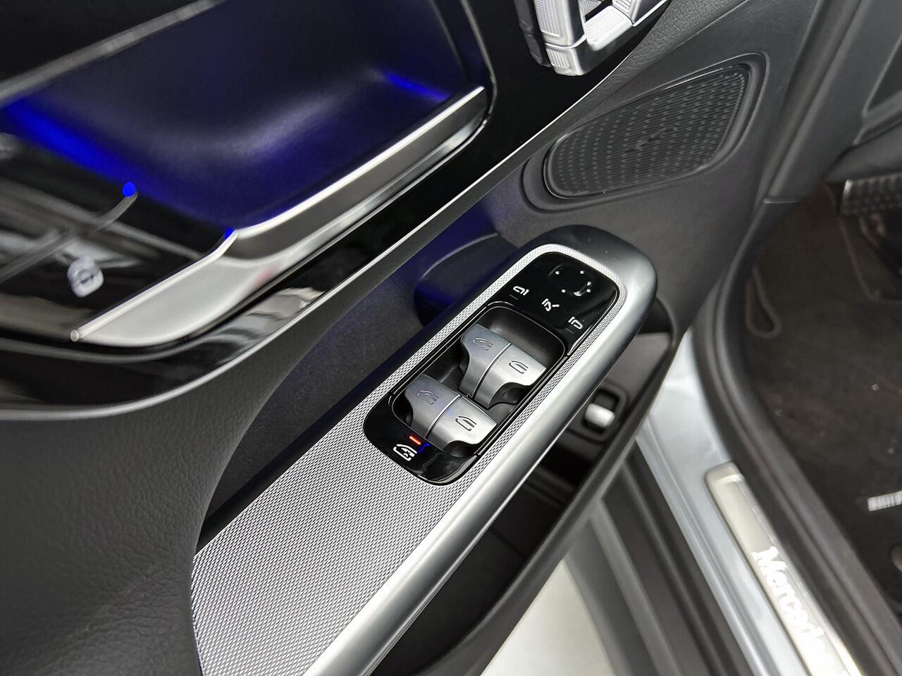 Mercedes-Benz GLC-KLASSE 400e 4MATIC Sport Edition | AMG Premium | MBUX Augmented Reality | 20 inch AMG velgen | Voorstoelen met Memory | URBAN GUARD voertuigbescherming plus | KEYLESS GO-comfortpakket | DIGITAL LIGHT |