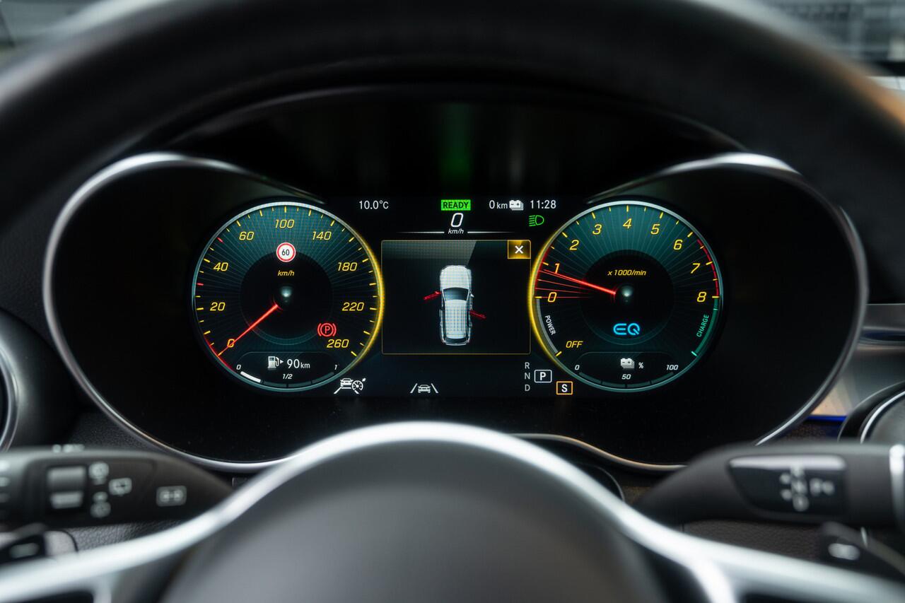 Mercedes-Benz GLC-KLASSE 300e 4MATIC | AMG 9G Tronic | Pano | Memory Seats | Keyless | Sfeer | 360 View | Burmester | Stuurverwarming | Lane & Side Assis | Front Assis