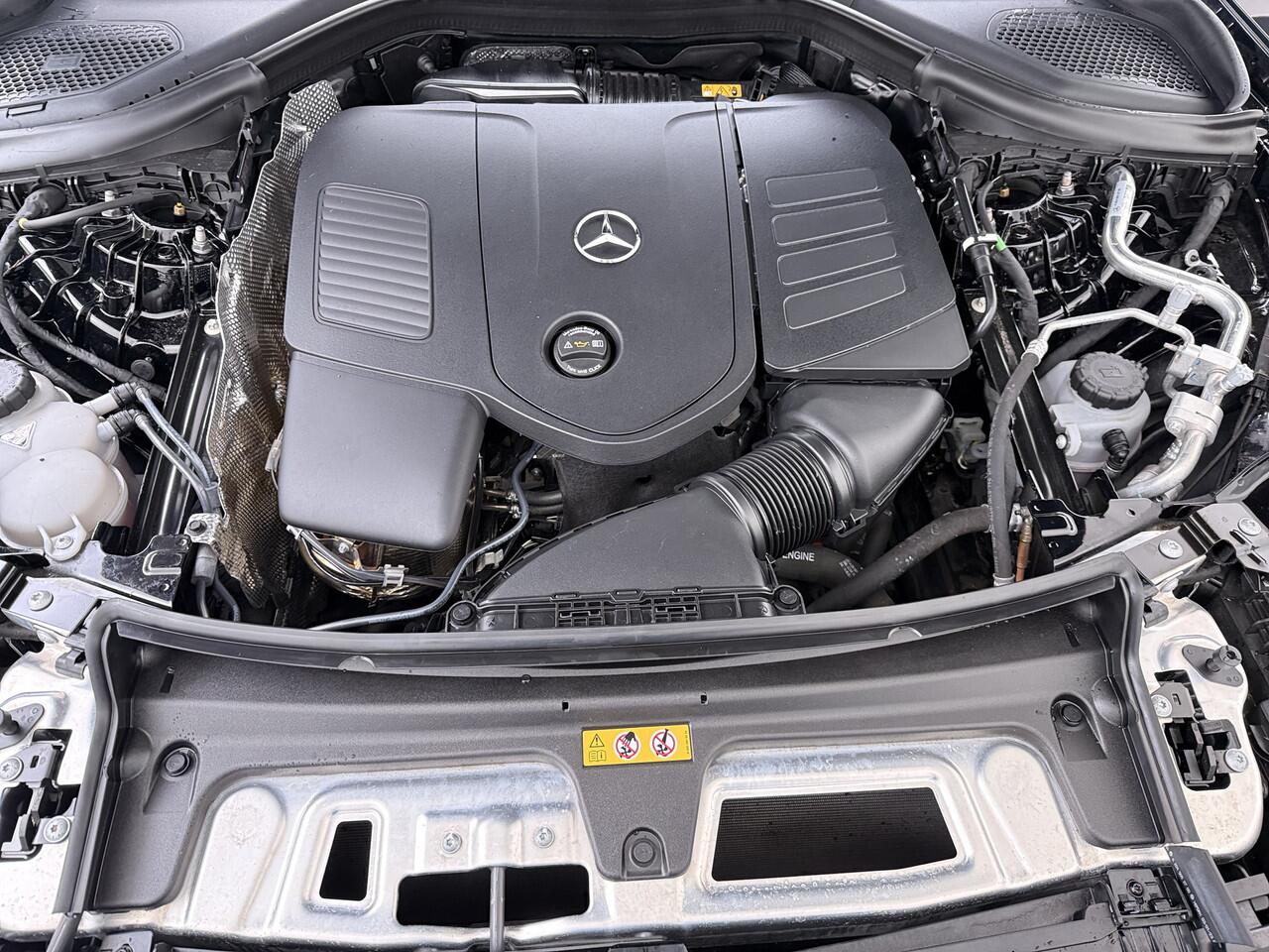 Mercedes-Benz GLC-KLASSE GLC 300 e 4M AMG Line | Luchtvering Achteras Trekhaak Burmester Head-Up Memory