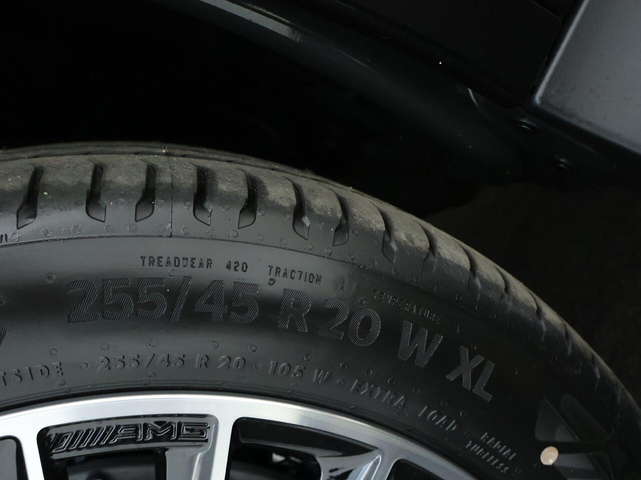 Mercedes-Benz GLC-KLASSE 400e 4MATIC AMG Line | Trekhaak | Rijassistentiepakket Plus | Nightpakket | AMG Premium Plus | Stoelventilatie voor | Winter pakket | Parkeerpakket met 360°-camera | KEYLESS GO-comfortpakket | EASY PACK achterklep |