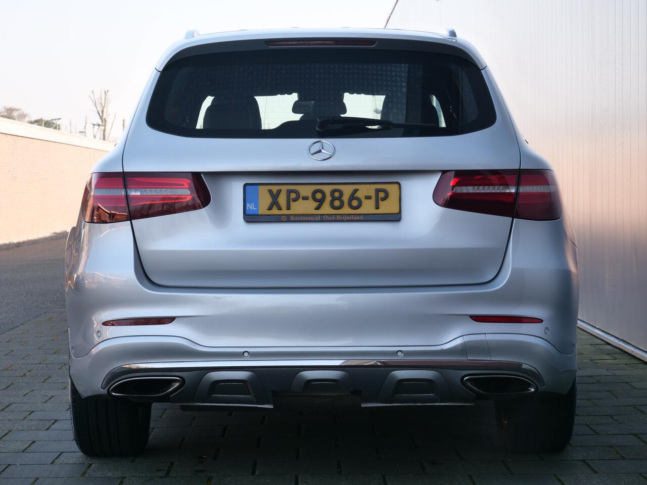 Mercedes-Benz GLC-KLASSE 250 211pk 4MATIC AMG-Line AUTOMAAT LED-koplampen / Trekhaak / AMG-Styling