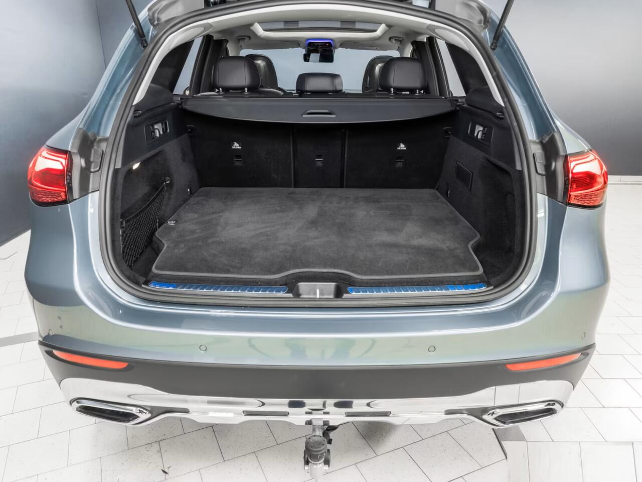 Mercedes-Benz GLC-KLASSE 300de 4MATIC Plug-in Hybrid Panoramadak Stoelkoeling Head-Up Memory Trekhaak LED Keyless-Go Stuurverwarming Stoelverwarming