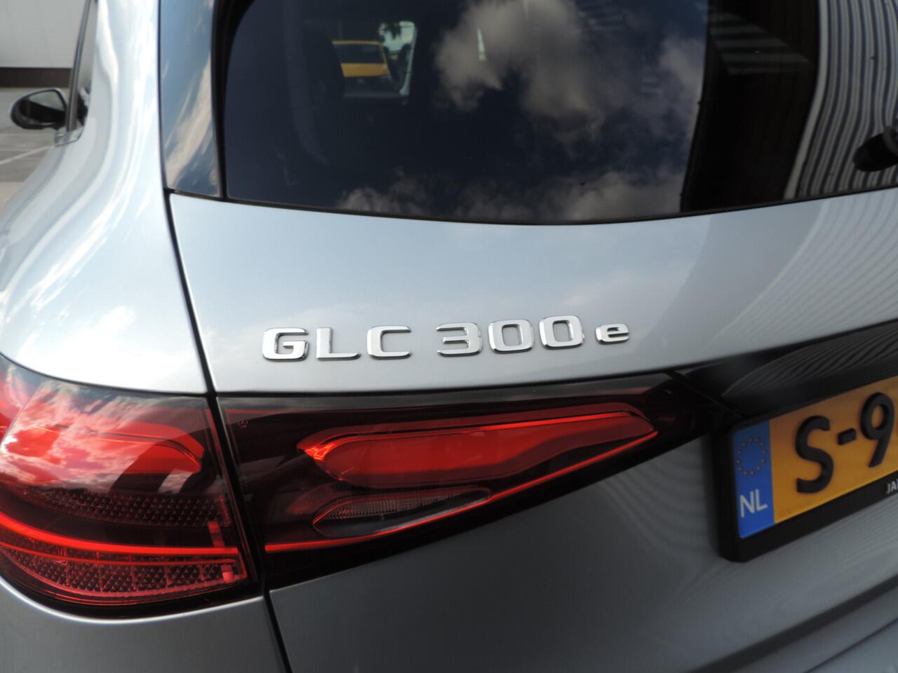 Mercedes-Benz GLC-KLASSE 300e 4MATIC Luxury Line trekhaak