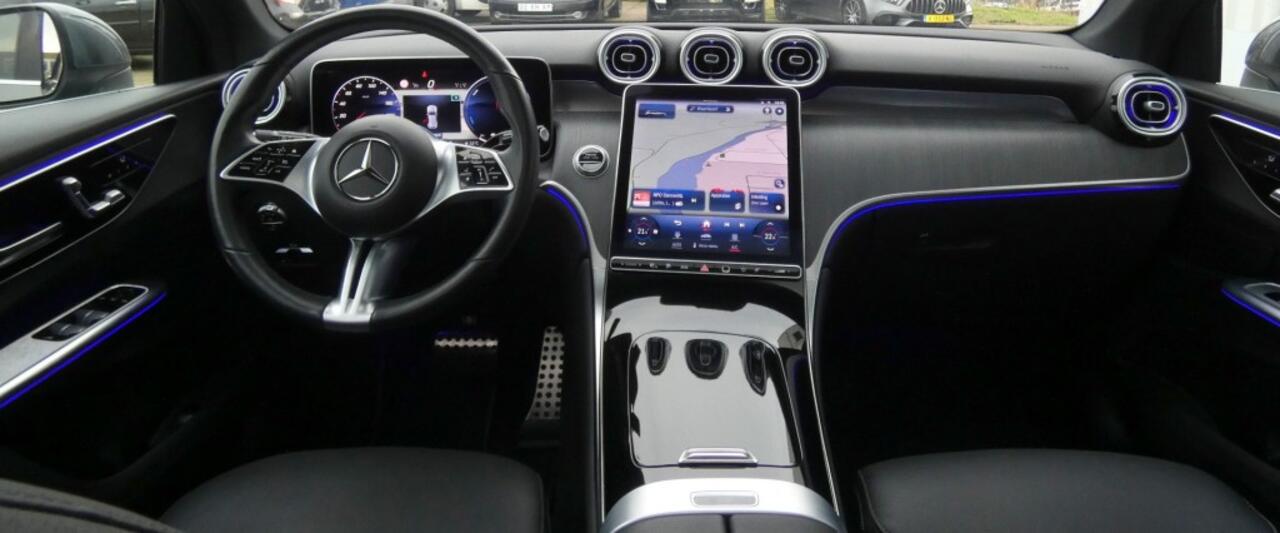 Mercedes-Benz GLC-KLASSE 300E 4MATIC BNS LINE,Pano,Led,360,ACC,Leer