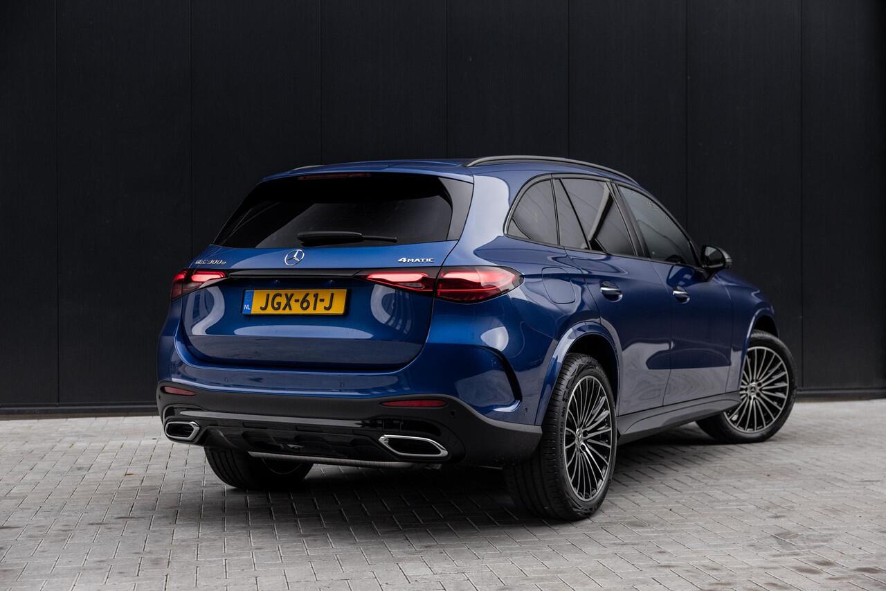 Mercedes-Benz GLC-KLASSE 300e 4MATIC Sport Edition | Panoramaschuifdak | Premium pakket | Nightpakket | Trekhaak | 360° camera | Dodehoekassistent | DIGITAL LIGHT |