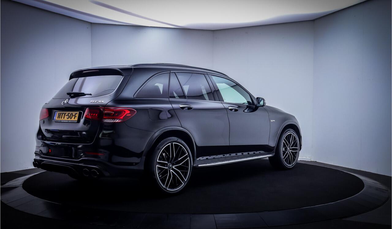 Mercedes-Benz GLC-KLASSE AMG 43 4MATIC Premium Plus PANO | CAM. | SCHAALST. | STOELVERW. | CARPLAY | KEYLESS | 21" | HUD | NIGHT PACK | AMBIENT