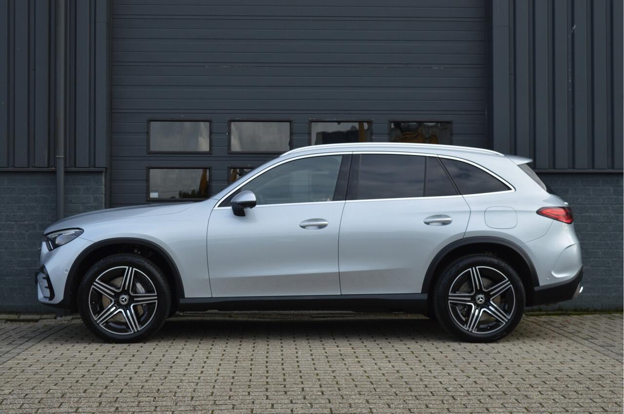 Mercedes-Benz GLC-KLASSE 300e 4MATIC AMG Line | PANO | ACC | 360 CAM | KEYLESS |
