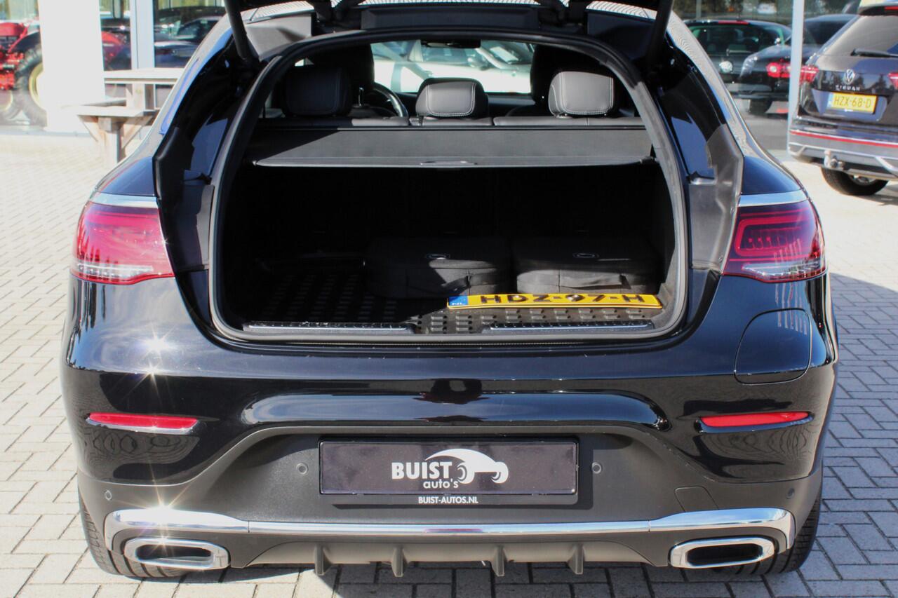Mercedes-Benz GLC-KLASSE Coupé 300e 4MATIC Business Solution AMG SCHUIFDAK CARPLAY LEER KEYLESS 360 CAMERA