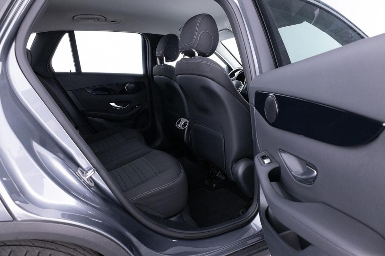 Mercedes-Benz GLC-KLASSE 300 de 4MATIC Business Solution Automaat | LUCHTVERING | Full LED | Trekhaak | PHEV | Plug-in hybrid