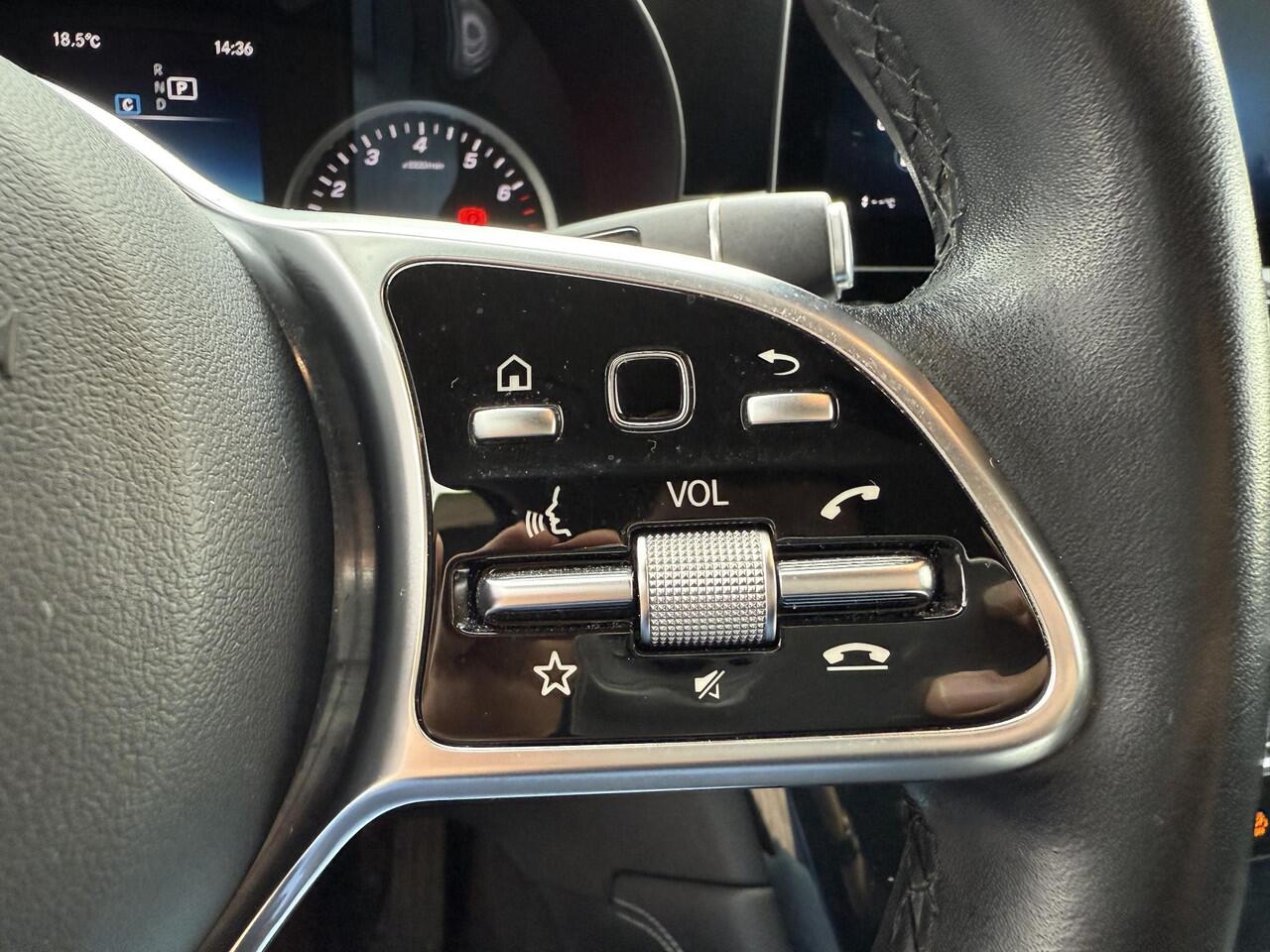 Mercedes-Benz GLC-KLASSE 200 Business Solution Limited Automaat / NL auto / Trekhaak Afneembaar (2000KG) / Navigatie / Facelift / Camera / Cruise Control / Stoelverwarming / Android&Apple Carplay / BSW / Origineel Nederlands NAP