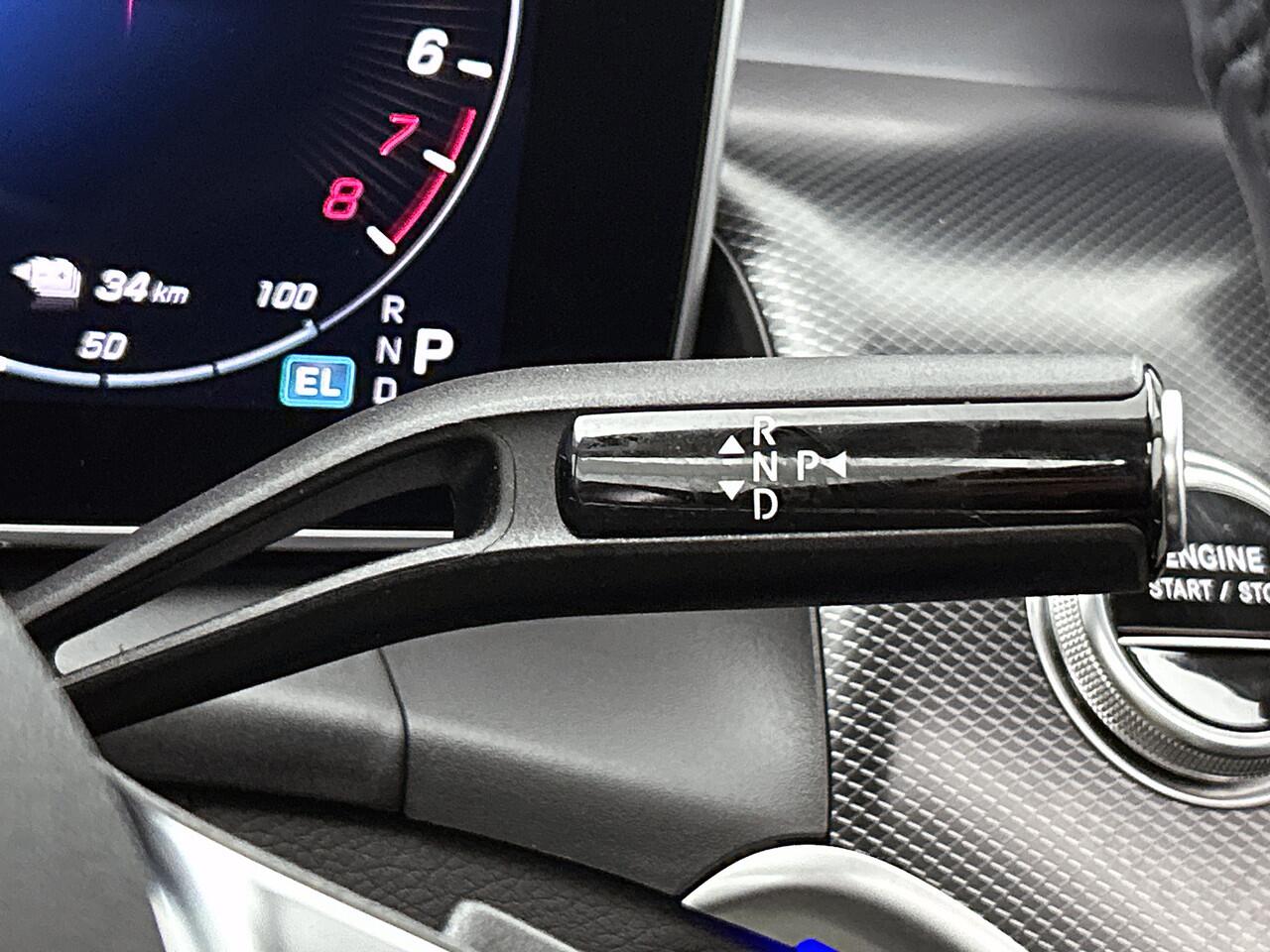 Mercedes-Benz GLC-KLASSE 300 e 4MATIC Plug-In Hybride | Panoramadak | Rijassistentie Pack | Distronic | Alarm | 360° Camera | Car Play | Inclusief 24 maanden Mercedes-Benz Certified garantie voor Europa.