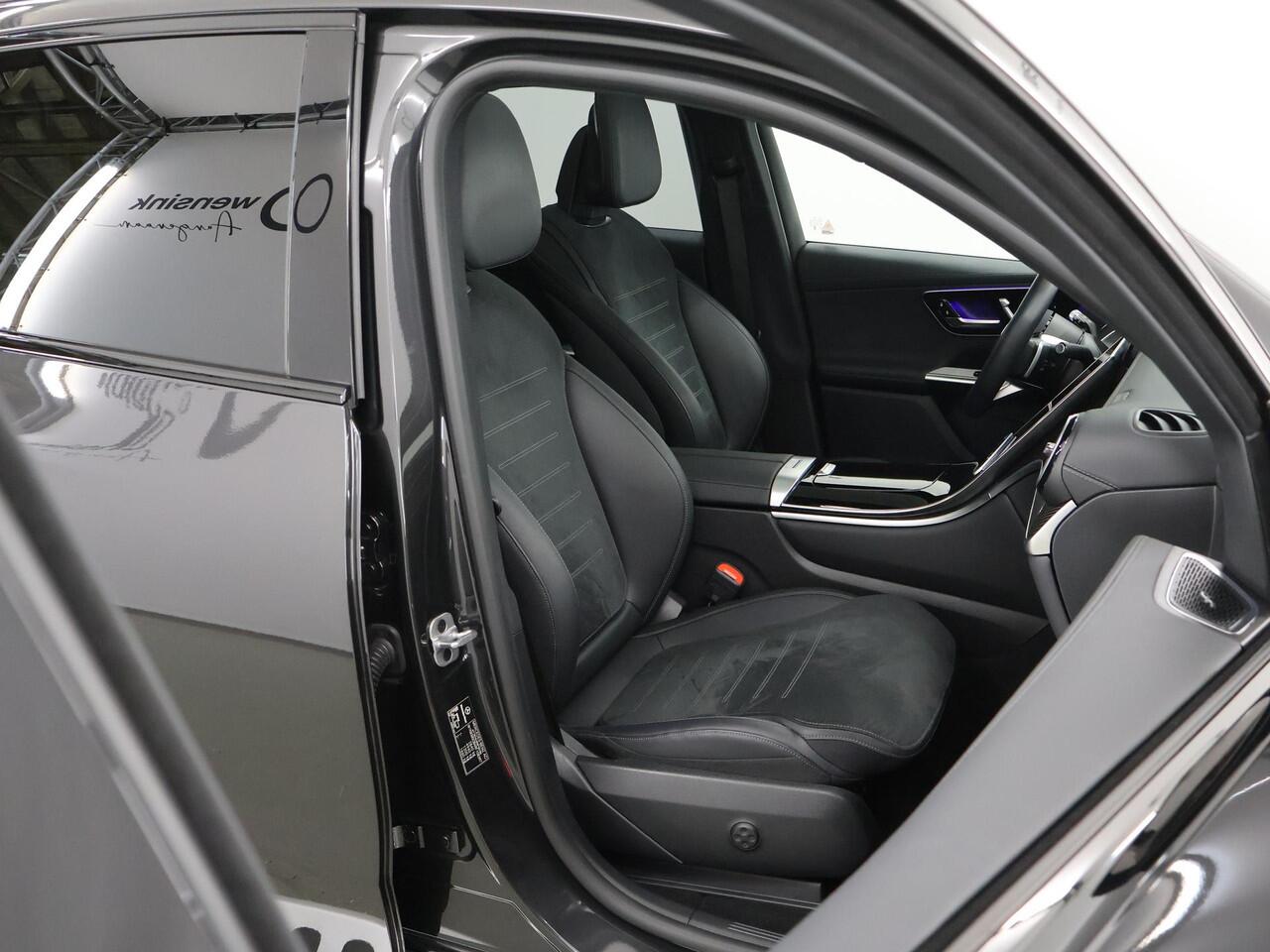 Mercedes-Benz GLC-KLASSE 300e 4MATIC AMG Night | Panoramadak | Rijassistentiepakket | Burmester | Trekhaak | Digital Light | Memory | Headup |