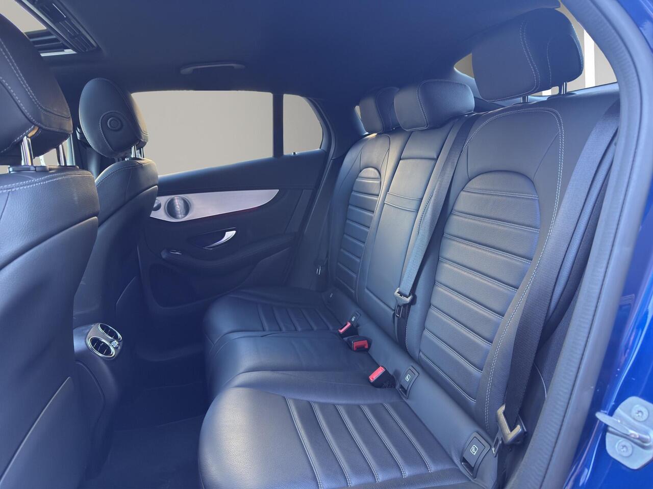 Mercedes-Benz GLC-KLASSE Coupé GLC 220 d 4MATIC AMG Pano Leder Burmester