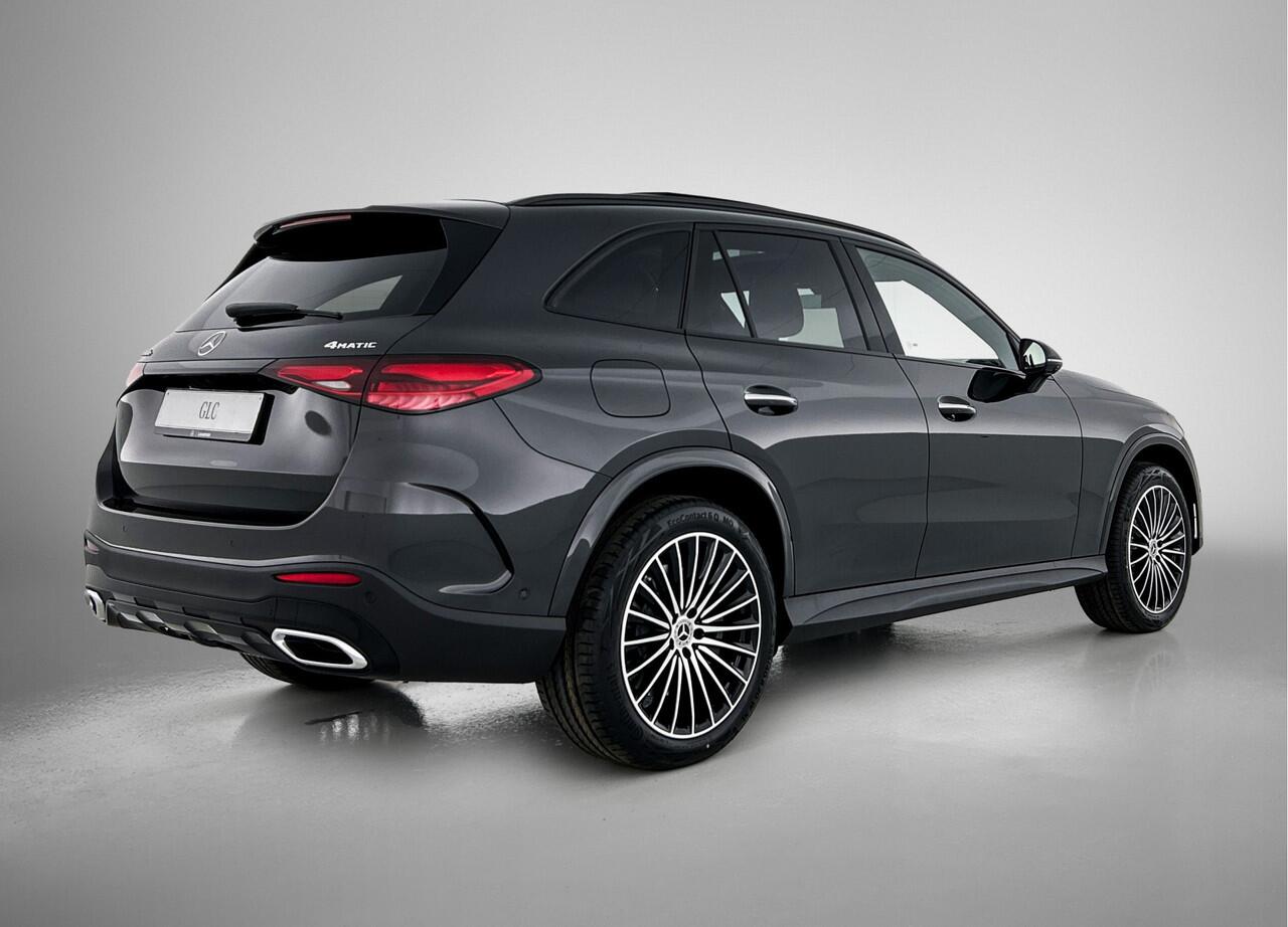 Mercedes-Benz GLC-KLASSE 300e 4MATIC Sport Edition | Premium pakket | Panoramaschuifdak | Smartphone integratie | Trekhaak | Parkeerpakket met 360°-camera | Voorstoelen met Memory | MBUX Augmented Reality |