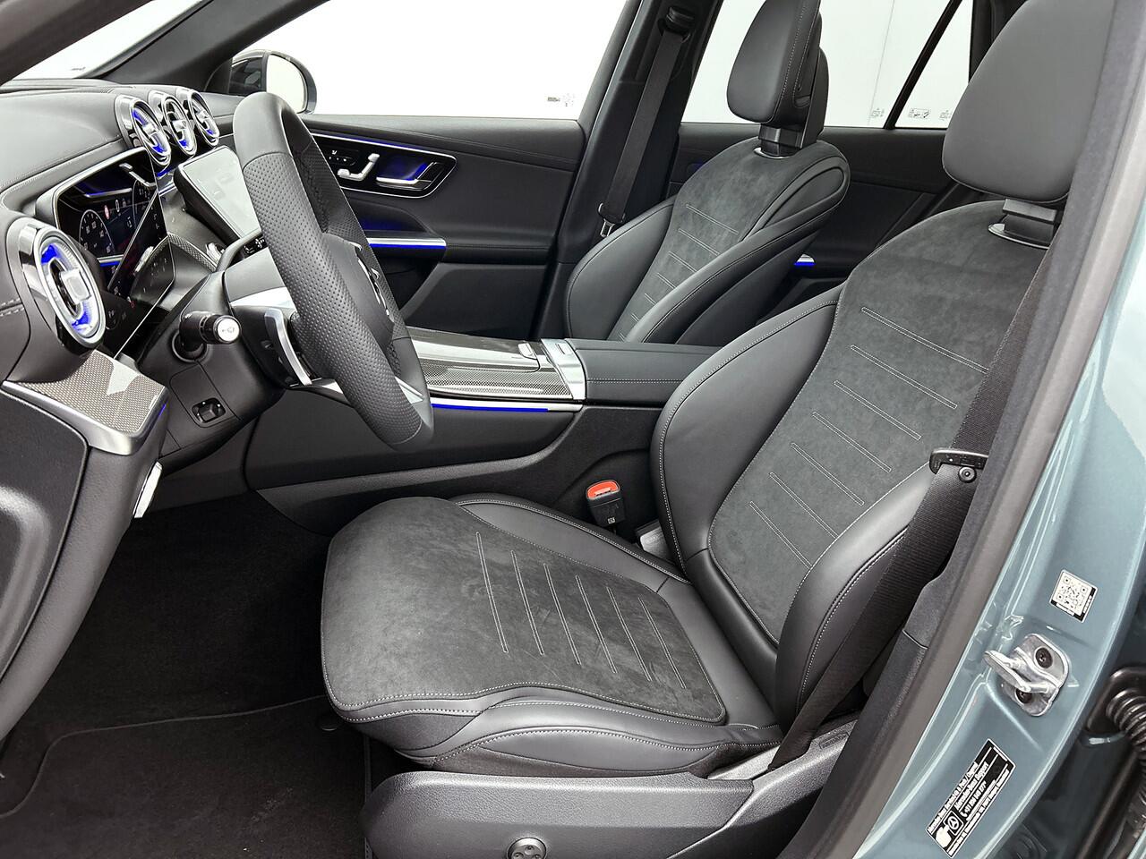 Mercedes-Benz GLC-KLASSE 300e 4MATIC Sport Edition | Premium pakket | Winter pakket | Nightpakket | Rijassistentiepakket Plus | Trekhaak | Digital Light | Smartphone integratie | Panoramaschuifdak | 360° camera |