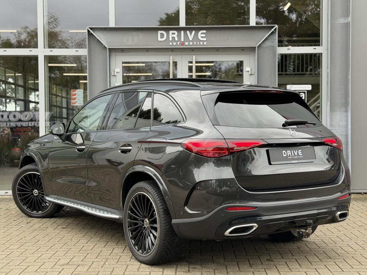 Mercedes-Benz GLC-KLASSE 300e 4MATIC AMG |Pano|Burmester|Night|Memory|360Cam|20"|Trekhaak|