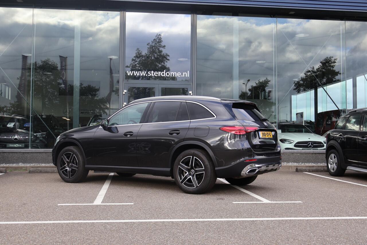 Mercedes-Benz GLC-KLASSE 300e 4MATIC AVANTGARDE line l MBUX l Niveau Regeling l LED adaptief l Sfeerverlichting l Elektr. bed. achterklep l Stoelverwarming l Smartphone integratiepakket l Parkeerpakket l Draadloos opladen voor telefoon l Airconditioning lSpiegel pakket l Camera l
