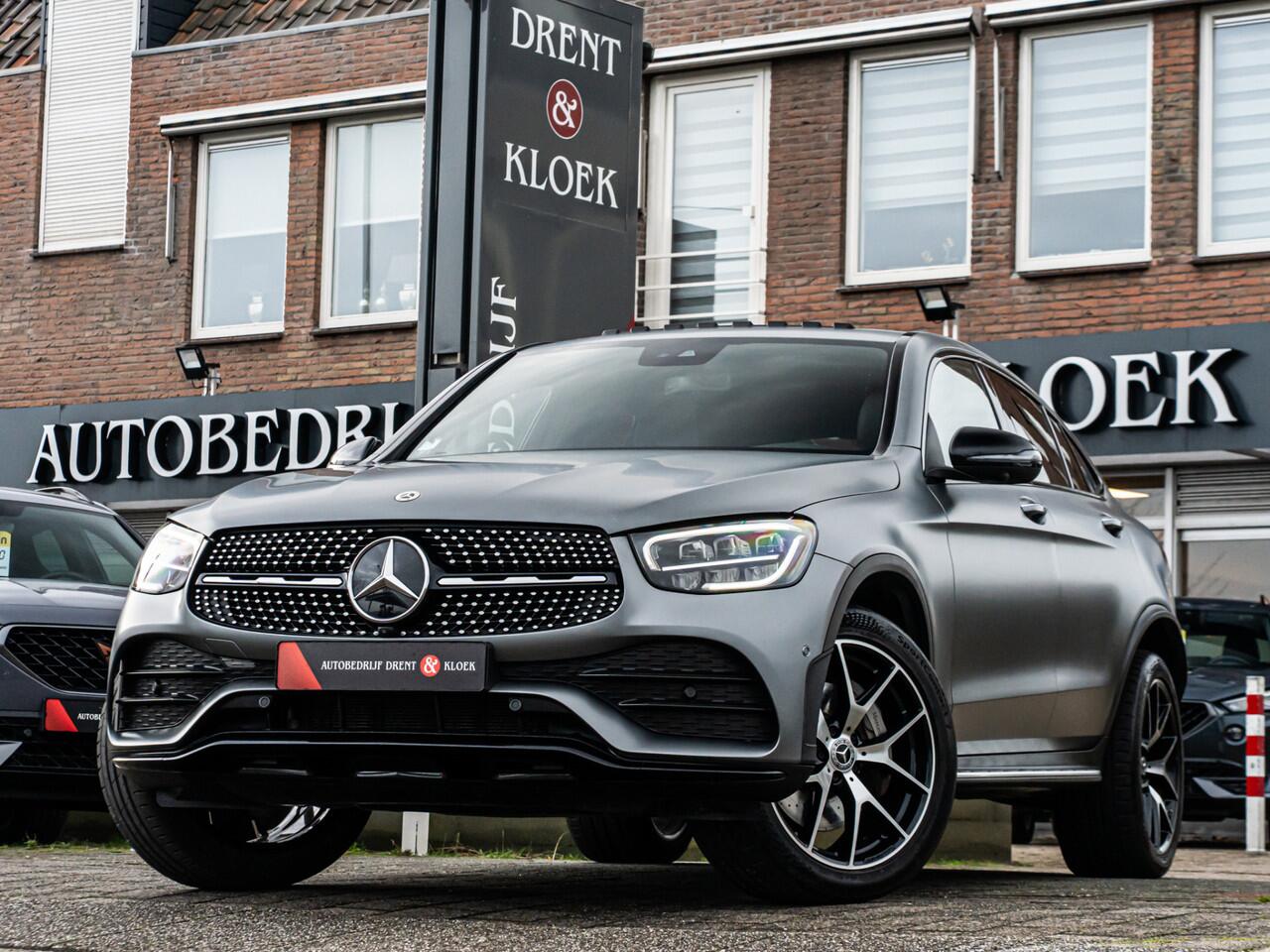 Mercedes-Benz GLC-KLASSE Coupé 300e 4MATIC Premium Plus PANO TREKHAAK 360 CAMERA NIGHT PAKKET TREEPLANKEN ELEK STOELEN