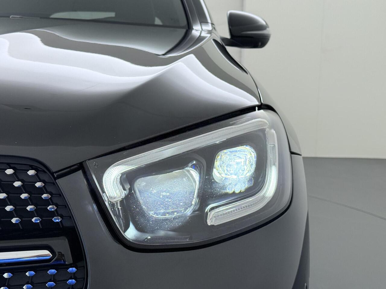 Mercedes-Benz GLC-KLASSE 200 AMG Styling Trekhaak | Multibeam Led | MBUX | Carplay | ACC | 360 Camera | Sfeerverlichting