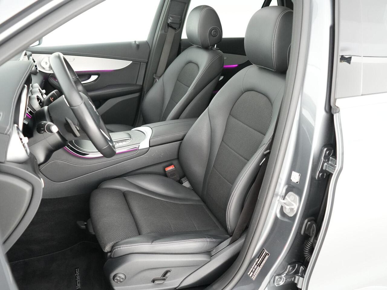 Mercedes-Benz GLC-KLASSE 300e 320pk 4MATIC Business Solution |BTW|dealer onderhouden|panoramadak|Burmester|elek. trekhaak|Apple Carplay|360 camera|stoelverwarming voor & achter|climate control|blind spot|