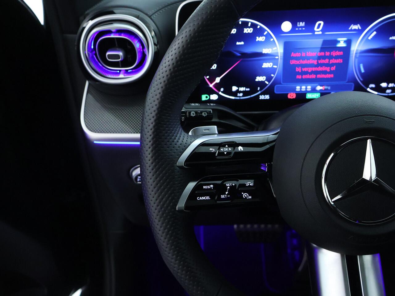 Mercedes-Benz GLC-KLASSE 300 e 4MATIC AMG Plug-In Hybride | Edition AMG-Line | Alarm klasse 3 | Panorama Schuif-Kanteldak | Burmester® | Trekhaak | AC en DC Laden | Inclusief 24 maanden MB Certified garantie voor Europa.