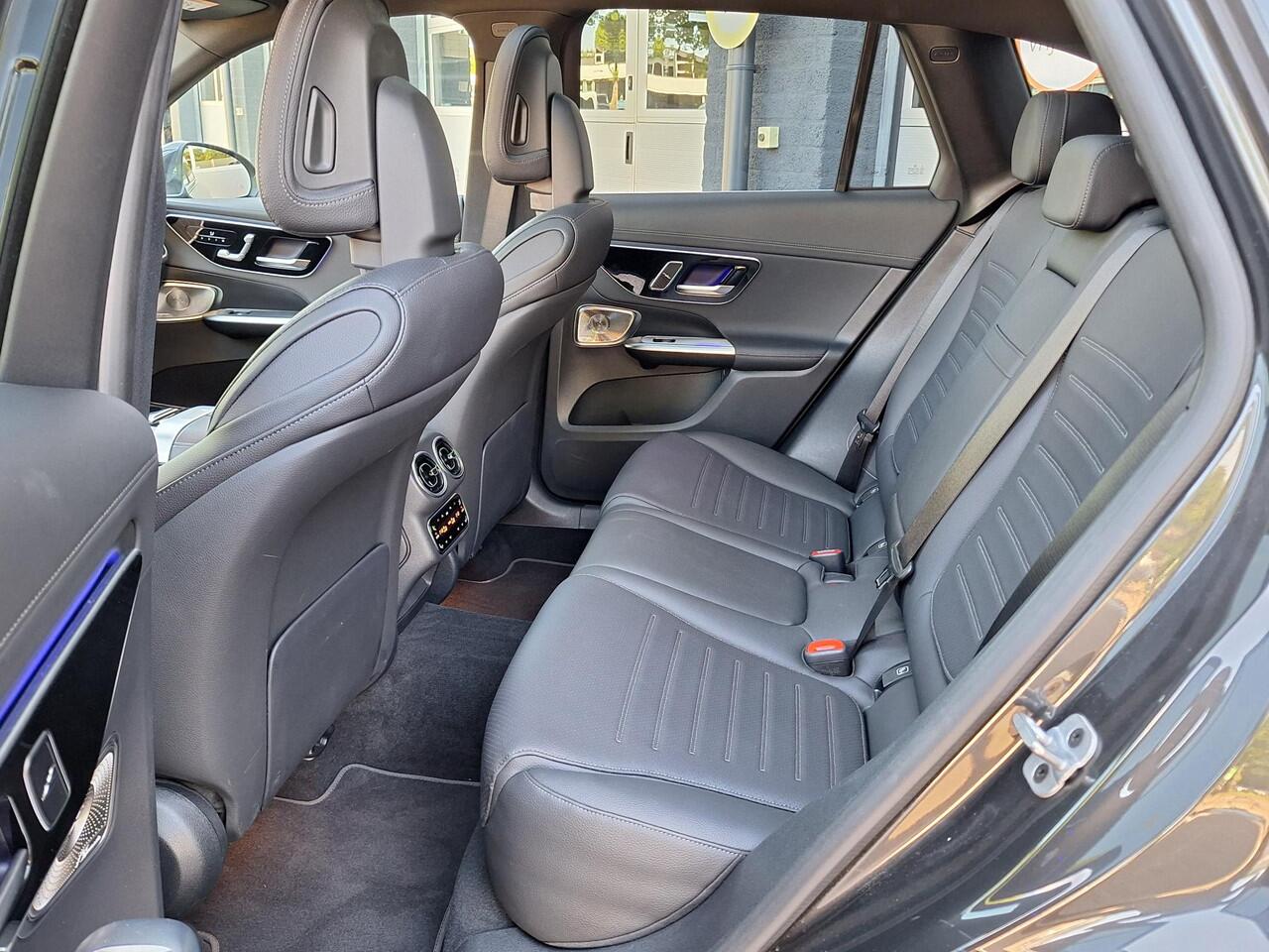 Mercedes-Benz GLC-KLASSE 400e 4MATIC AMG Line | Panoramadak | Trekhaak | Burmester | Airmatic | Achterasbesturing | 360? camera | HUD | DIGITAL LIGHT | Memory pakket | Keyless-GO | Elektrische achterklep