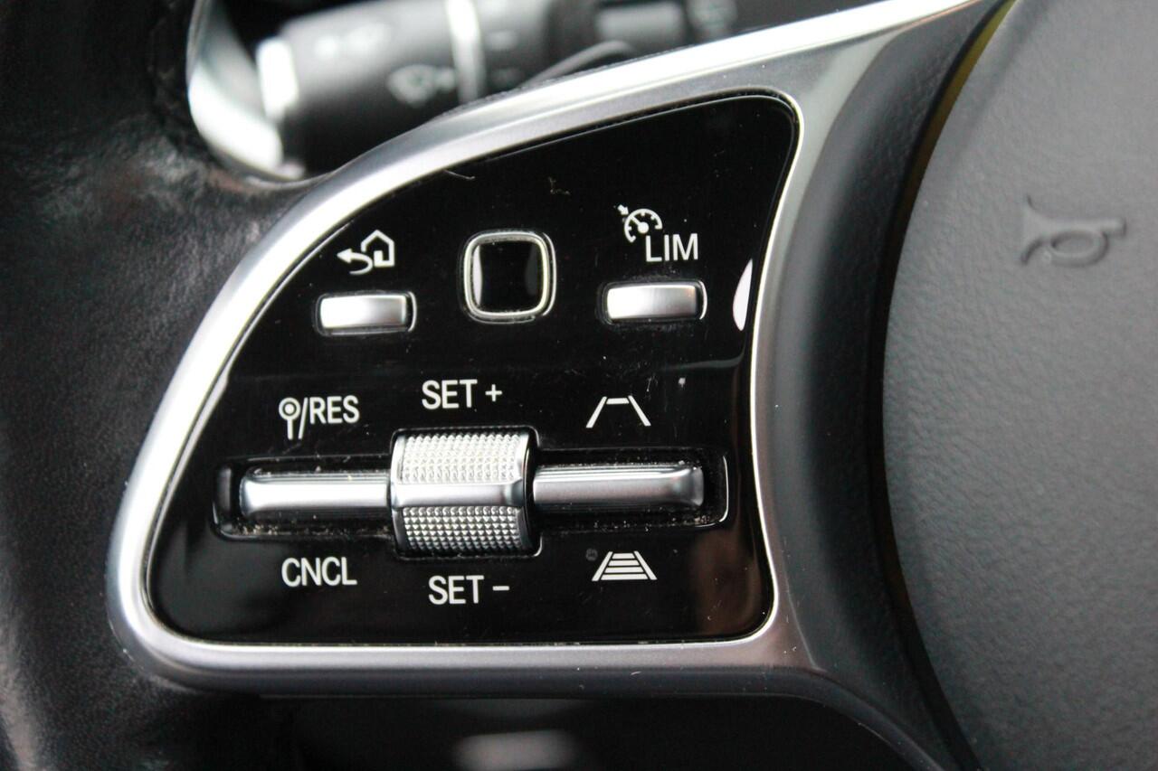 Mercedes-Benz GLC-KLASSE 300e 4MATIC Premium Plus | Pano | Trekhaak | Carplay |