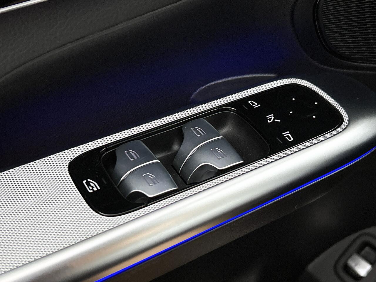 Mercedes-Benz GLC-KLASSE 300e 4MATIC Sport Edition | Trekhaak | Nightpakket | AMG Premium | Parkeerpakket met 360°-camera | Memorypakket | URBAN GUARD voertuigbescherming plus | Winter pakket | KEYLESS GO-comfortpakket | Dodehoekassistent |