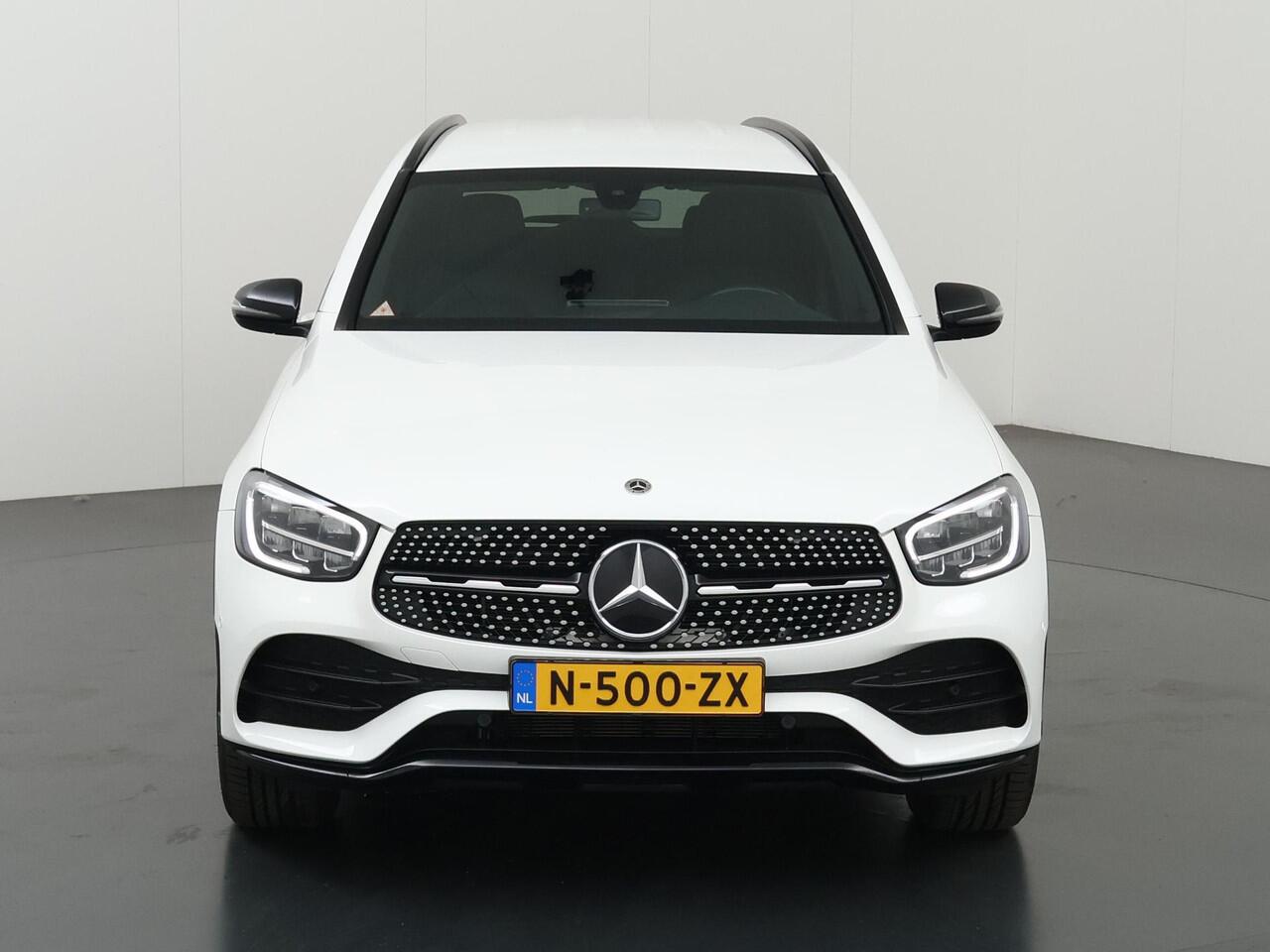 Mercedes-Benz GLC-KLASSE 200 4MATIC Advantage | Night | 19" lichtmetalen velgen | Stoelverwarming |