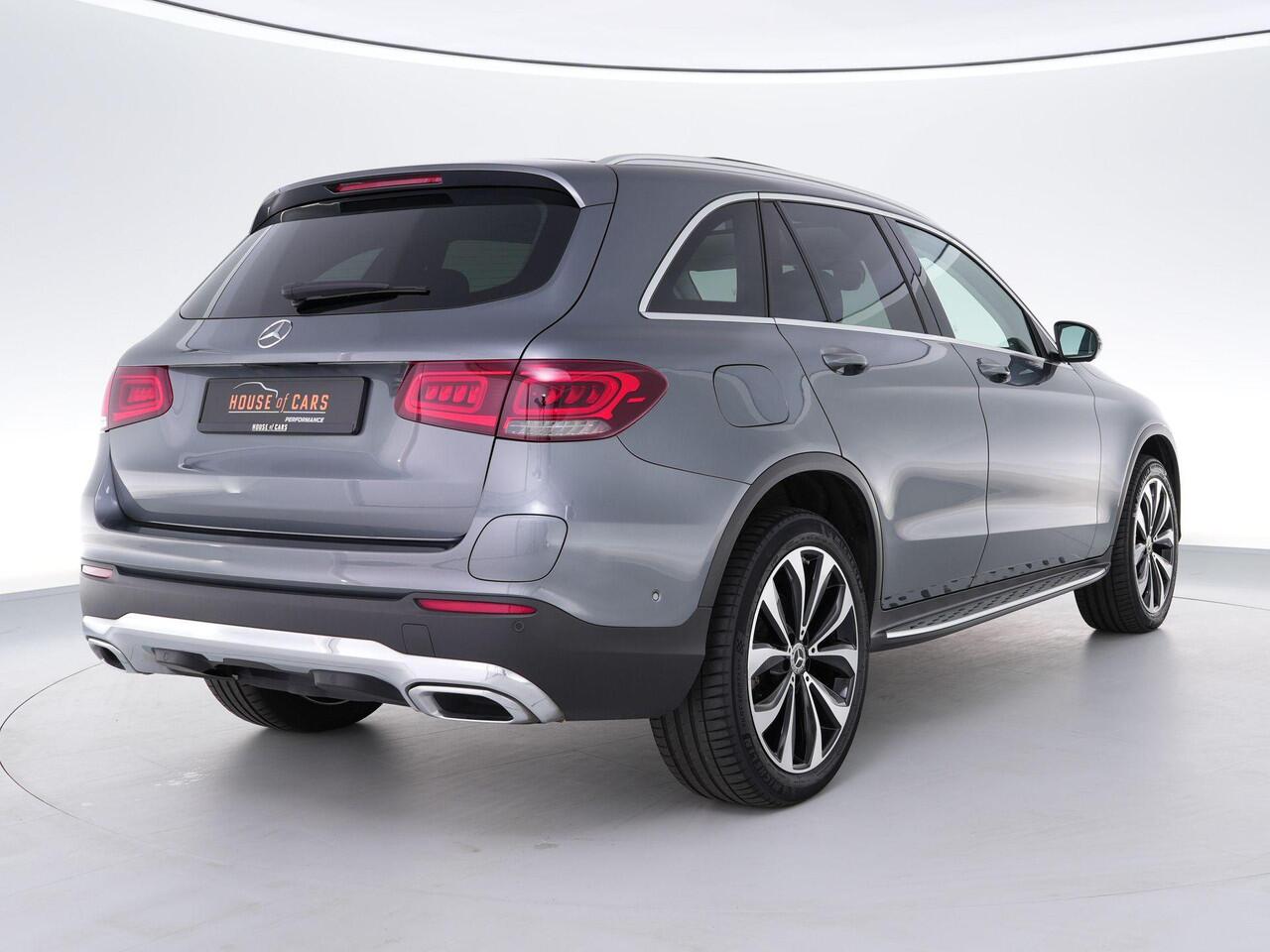 Mercedes-Benz GLC-KLASSE 300e 320pk 4MATIC Business Solution |BTW|dealer onderhouden|panoramadak|Burmester|elek. trekhaak|Apple Carplay|360 camera|stoelverwarming voor & achter|climate control|blind spot|