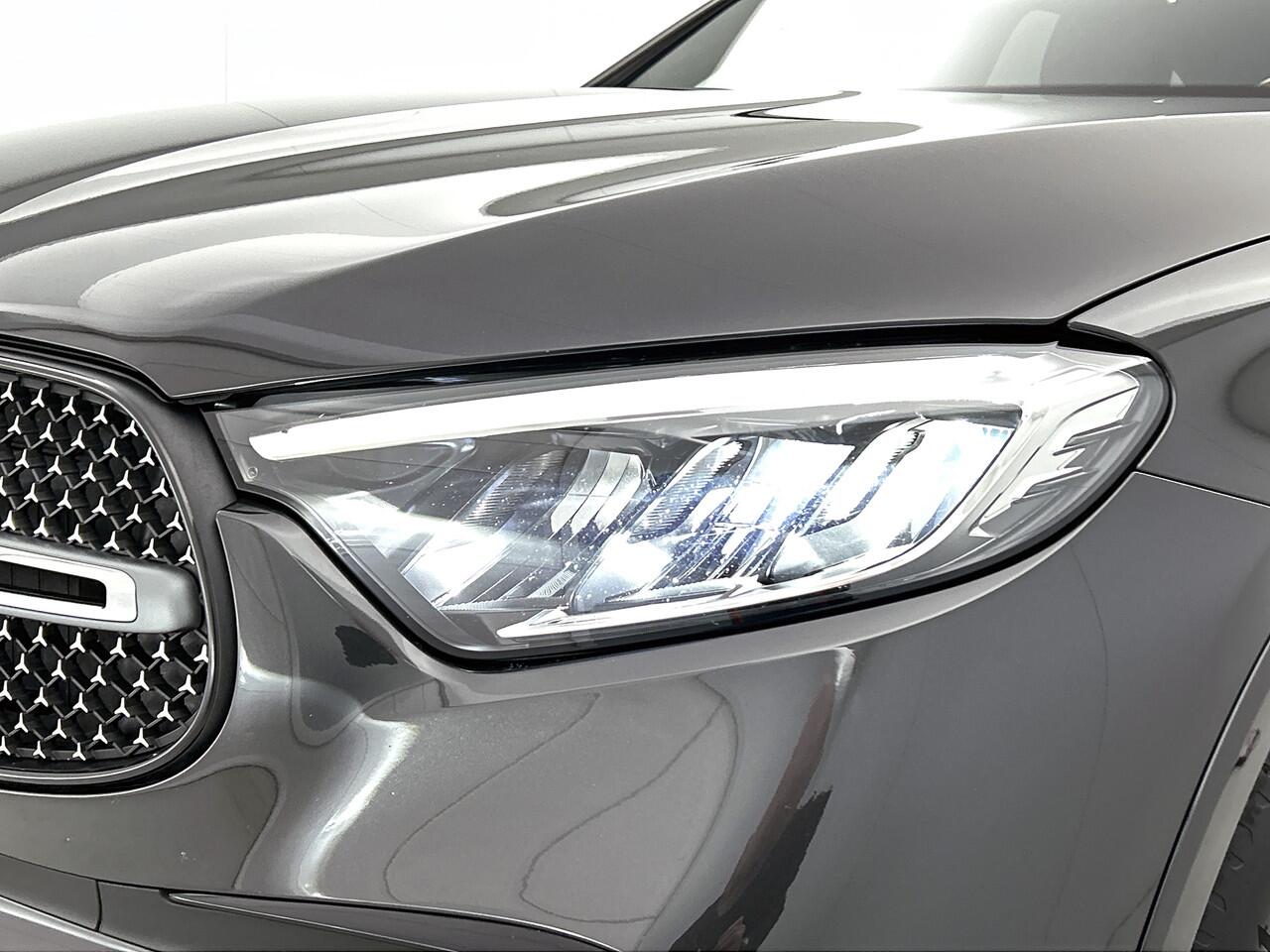 Mercedes-Benz GLC-KLASSE 300e 4MATIC AMG Line Techniek Achterassturing, Leder, Distronic, Luchtvering