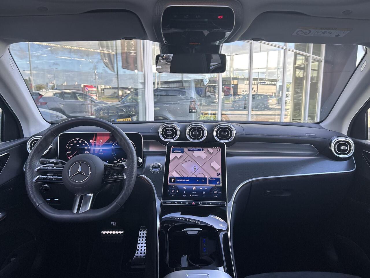 Mercedes-Benz GLC-KLASSE 300e 4MATIC AMG Line