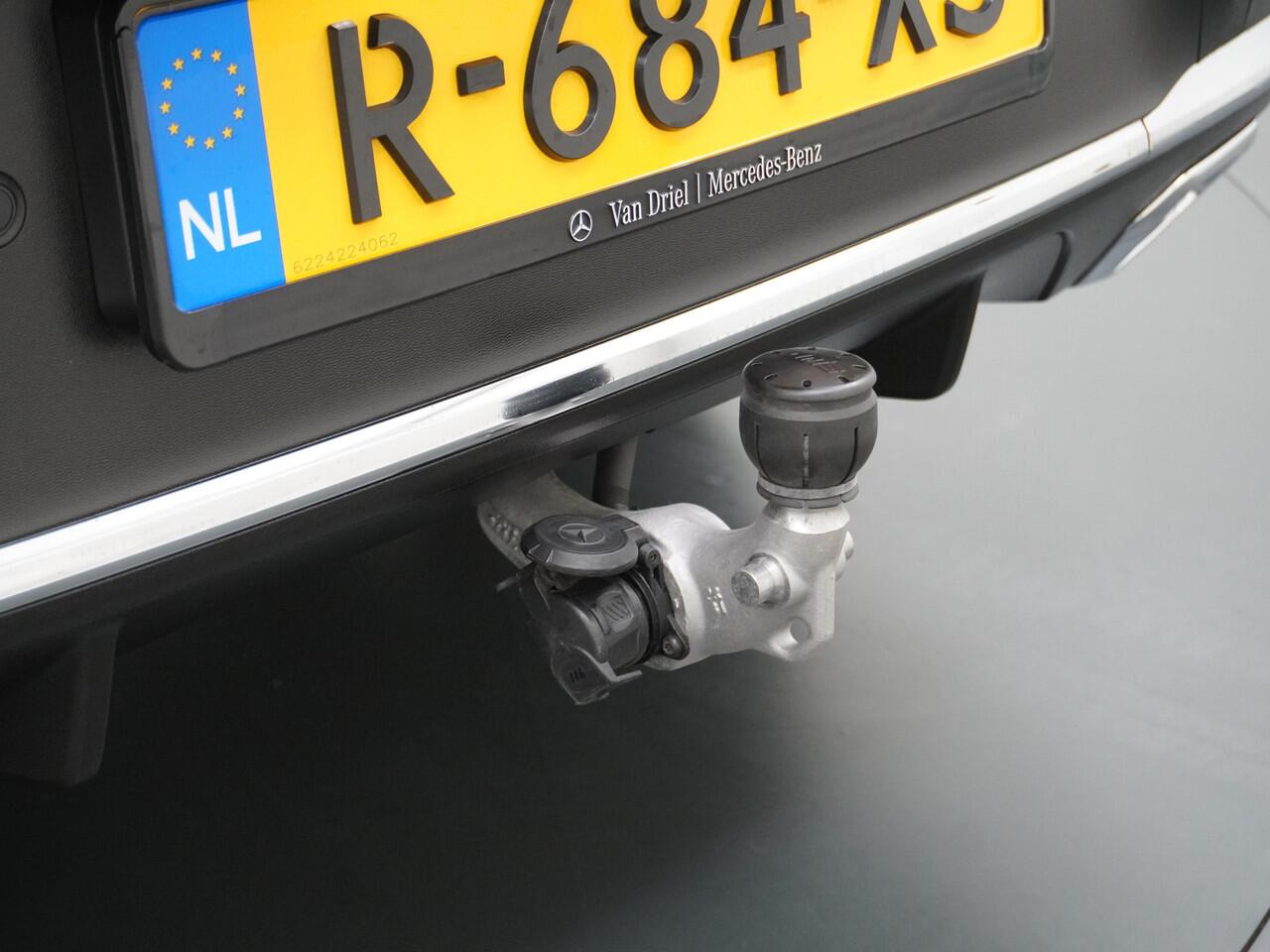 Mercedes-Benz GLC-KLASSE Coupé 300 e 4MATIC AMG line | Rijassistentie Trekhaak