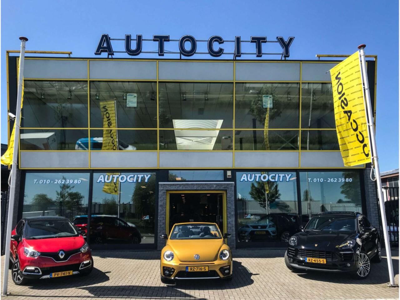 Mercedes-Benz GLC-KLASSE Coupé 300e 4MATIC AMG Line Schuifdak l Virtual l Burmester l 360 l VOL OPTIE