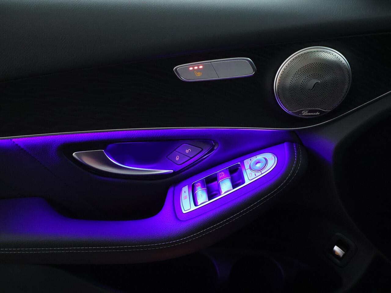 Mercedes-Benz GLC-KLASSE 300 4MATIC | 360°-camera | Schuifdak | Distronic | Apple Carplay | Sfeerverlichting | Inclusief 24 maanden MB Certified garantie voor Europa.