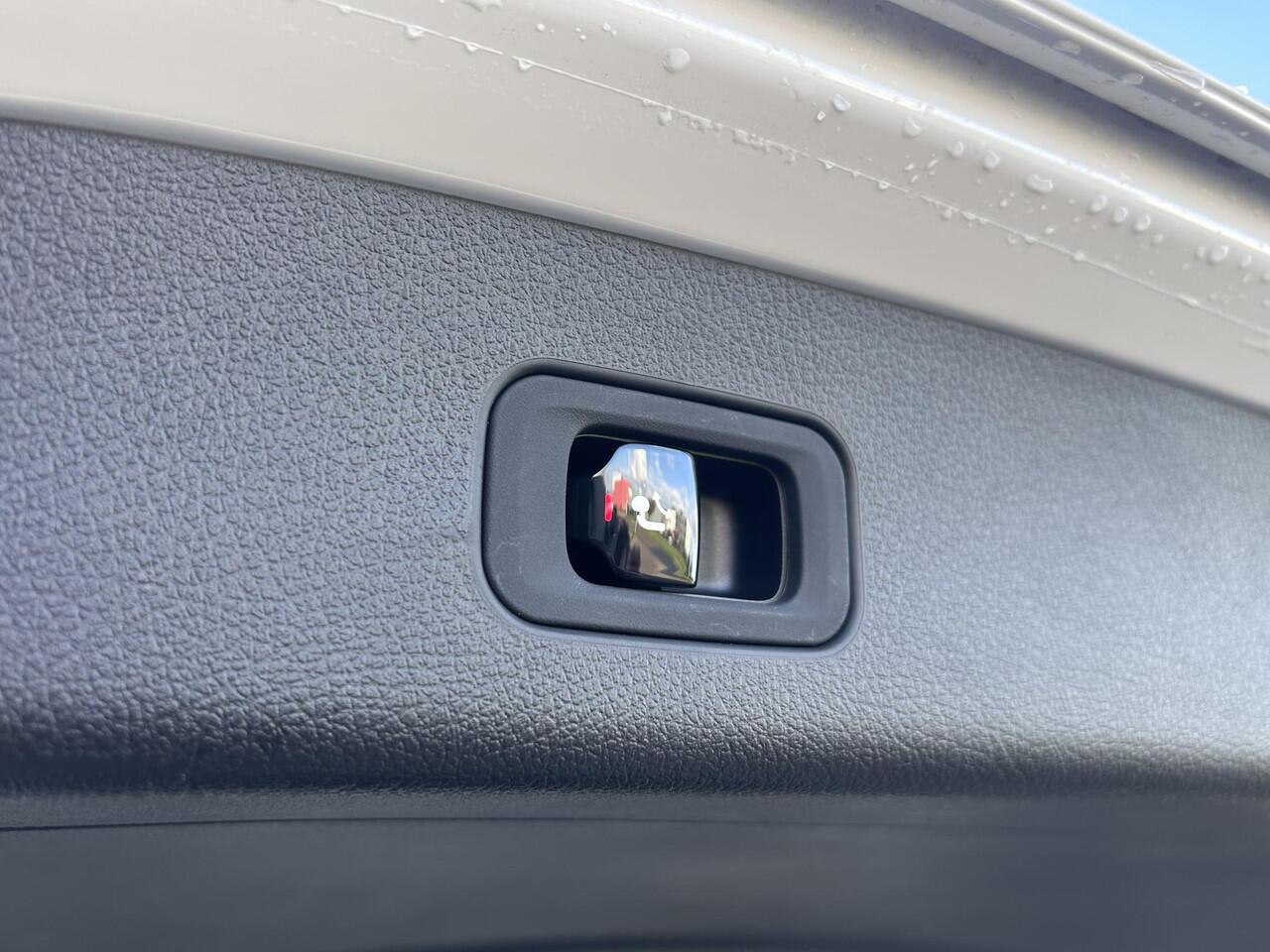 Mercedes-Benz GLC-KLASSE 300e 4MATIC AMG Line