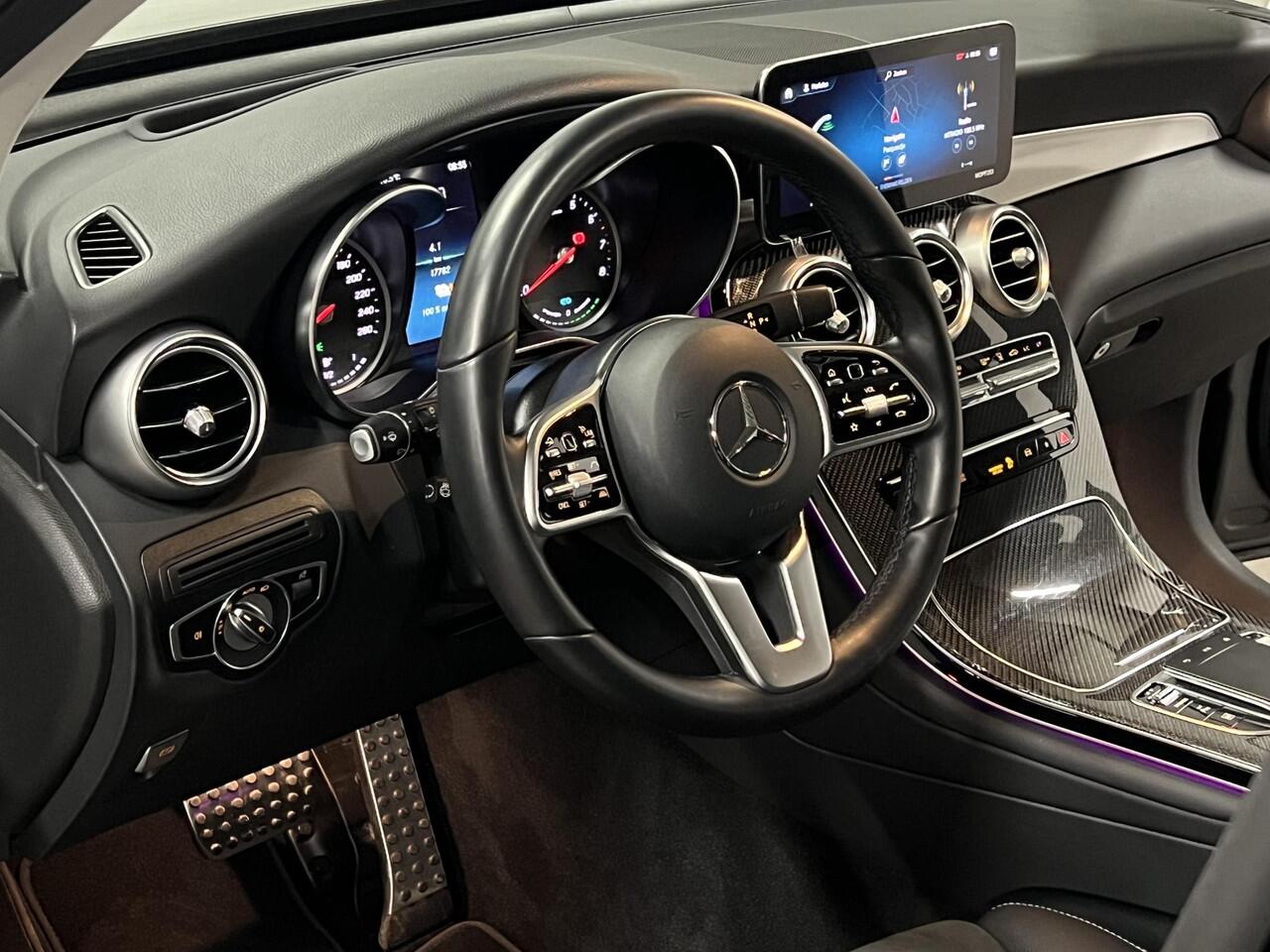 Mercedes-Benz GLC-KLASSE 300e 4MATIC AMG Open dak | Adaptive cruise | Stoel-/stuurverwarming | Head-up | Memory | *17.801 km* *originele kleur*