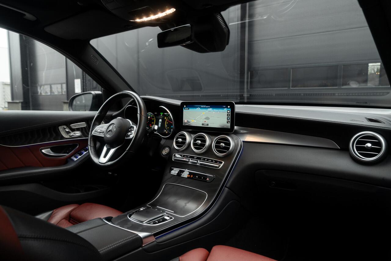 Mercedes-Benz GLC-KLASSE 300e 4MATIC | AMG 9G Tronic | Pano | Memory Seats | Keyless | Sfeer | 360 View | Burmester | Stuurverwarming | Lane & Side Assis | Front Assis