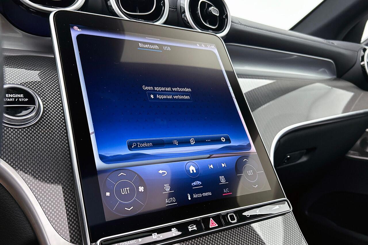 Mercedes-Benz GLC-KLASSE 400e 4MATIC AMG Line Pano, Trekhaak, Burmester, Rijassistentpakket plus