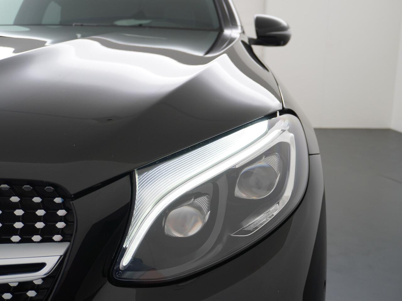 Mercedes-Benz GLC-KLASSE Coupé 250 4MATIC AMG line | Schuifdak 360 Camera