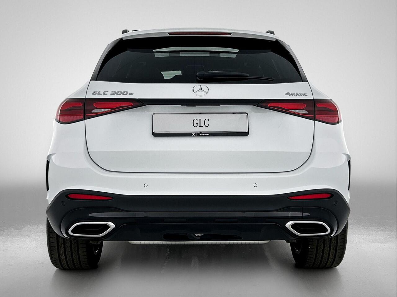 Mercedes-Benz GLC-KLASSE 300e 4MATIC Sport Edition | Trekhaak | Nightpakket | AMG Premium Plus | Rijassistentiepakket Plus | Memorypakket | URBAN GUARD voertuigbescherming plus | KEYLESS GO-comfortpakket | Parkeerpakket met 360°-camera |