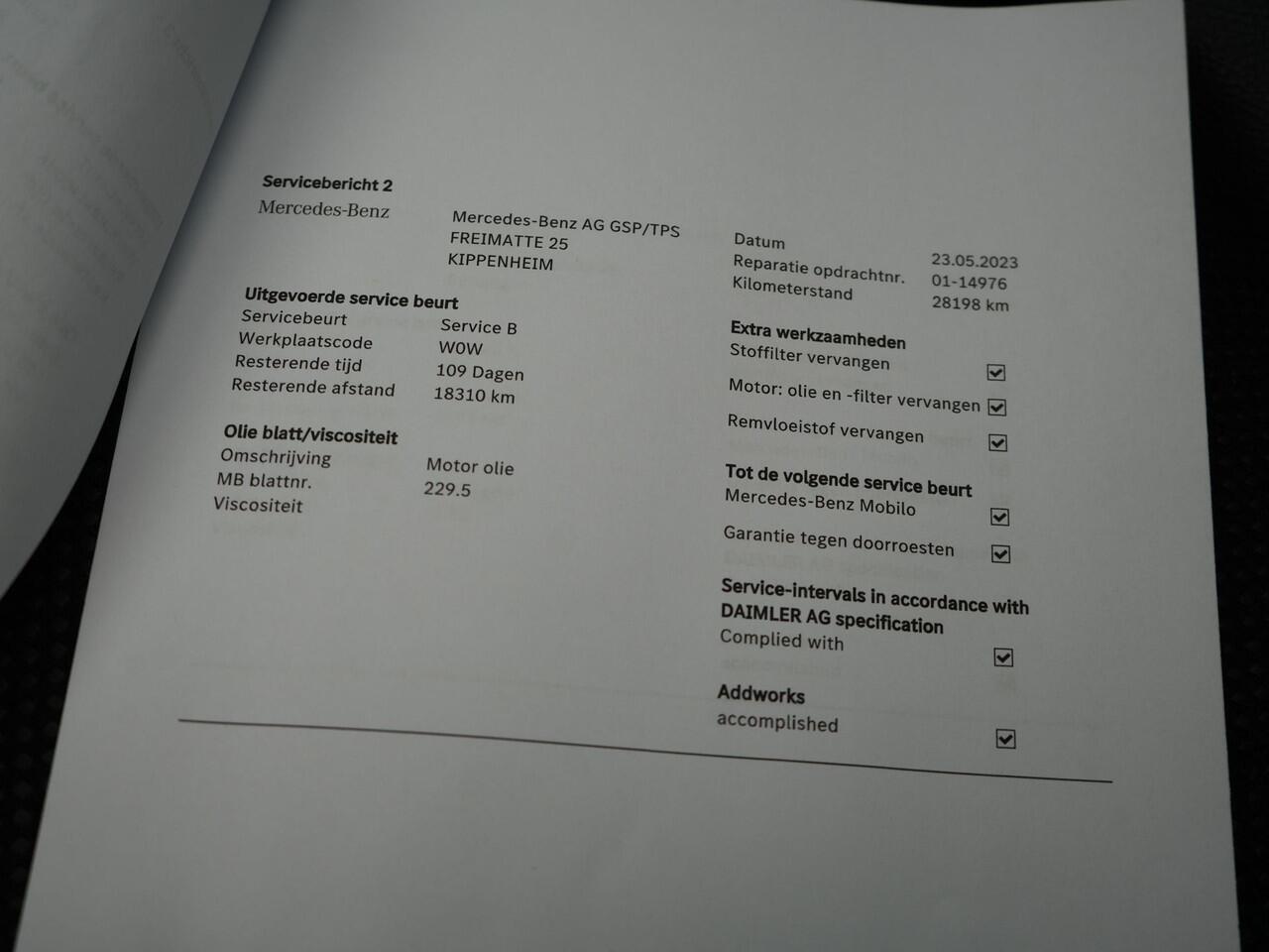 Mercedes-Benz GLC-KLASSE 300e 4MATIC Premium Plug In Hybrid 320pk Dealer O.H. PHEV | Trekhaak Af Fabriek | Panodak | Camera | Lederen Sportstoelen Verwarmd | Sfeerverlichting | Apple Carplay | Sidesteps | Navigatie | DAB |