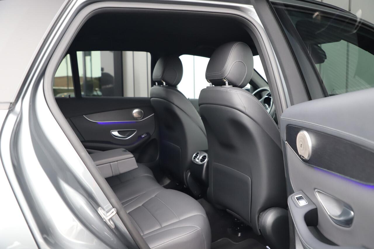 Mercedes-Benz GLC-KLASSE 300e AMG 4-Matic | 320PK | Head-up | Keyless-go | Sfeerverlichting | Multibeam | Stuurwielverw. | Air-balance | 2020.