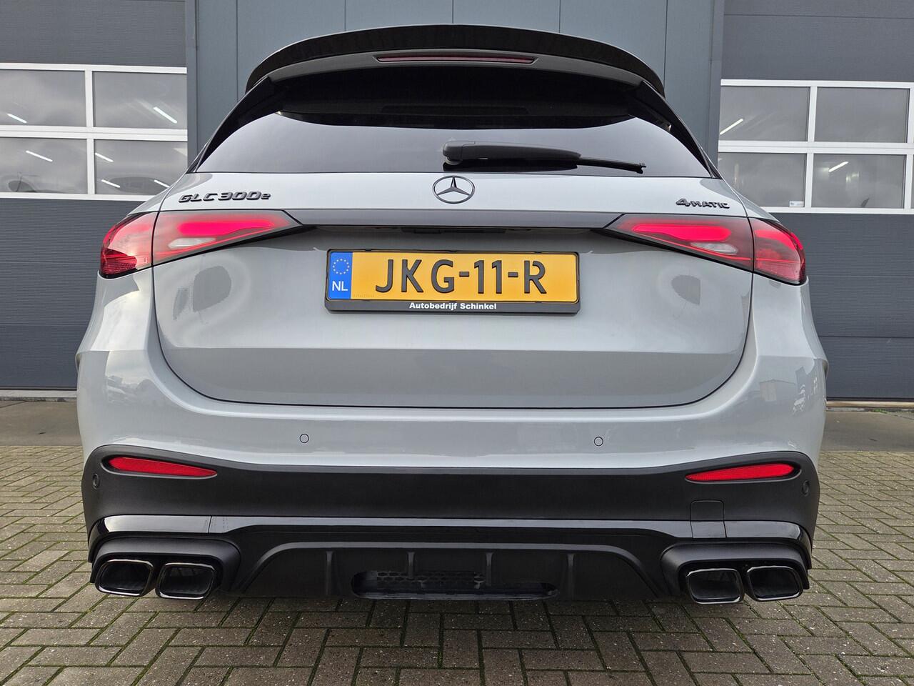 Mercedes-Benz GLC-KLASSE 300e 4MATIC Sport Edition AMG,360 Camera,Pano,volgsysteem,20 Inch Velgen,enz Garantie tot 11-2027 of tot 200.000 km !!!!