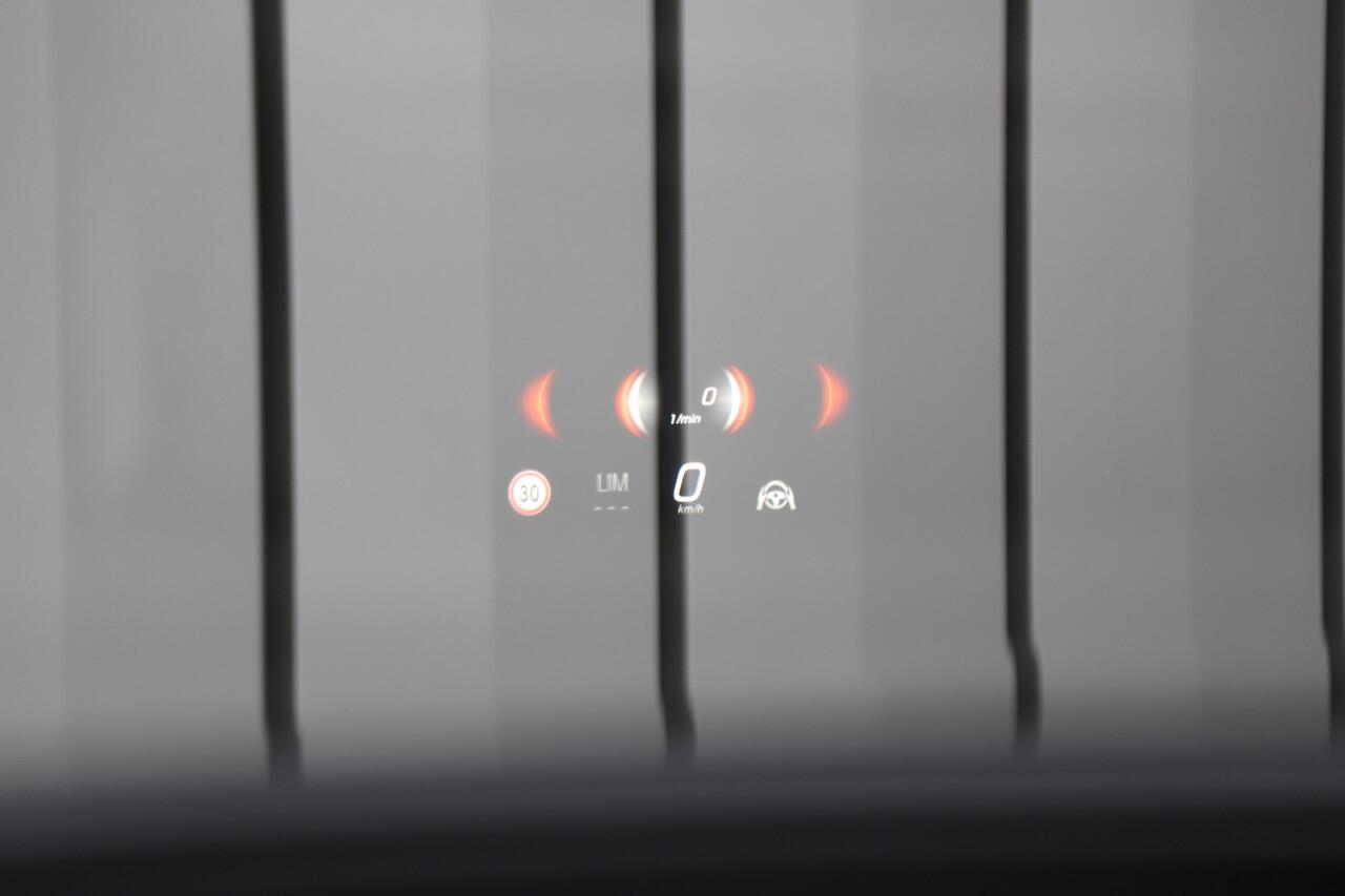 Mercedes-Benz GLC-KLASSE 400e AMG 4-Matic | 381PK | Head-up | Keyles-go | Pano | Sfeerverlichting | Burmester | Digital-light | Distronic+ | Stuurwielverw. | 2024.