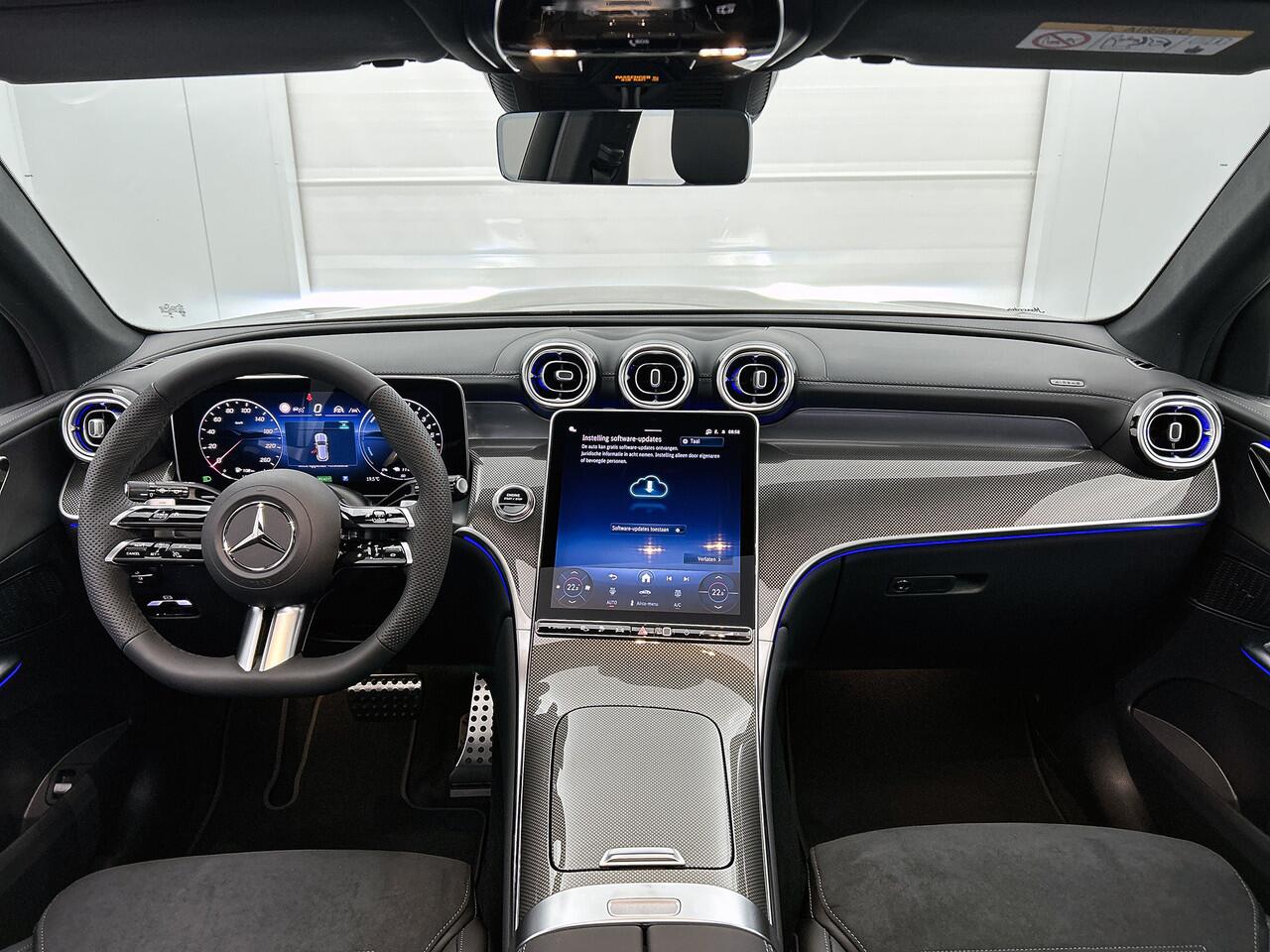 Mercedes-Benz GLC-KLASSE 300e 4MATIC Sport Edition | Premium pakket | Trekhaak | Rijassistentiepakket Plus | Winter pakket | Nightpakket | Smartphone-integratie | Parkeerpakket met 360°-camera | DIGITAL LIGHT | KEYLESS GO-comfortpakket |