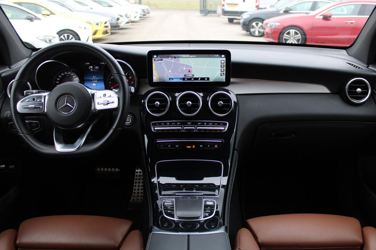 Mercedes-Benz GLC-KLASSE 300e 4MATIC AMG Line LEDER SFEER CARPLAY CAMERA 20''
