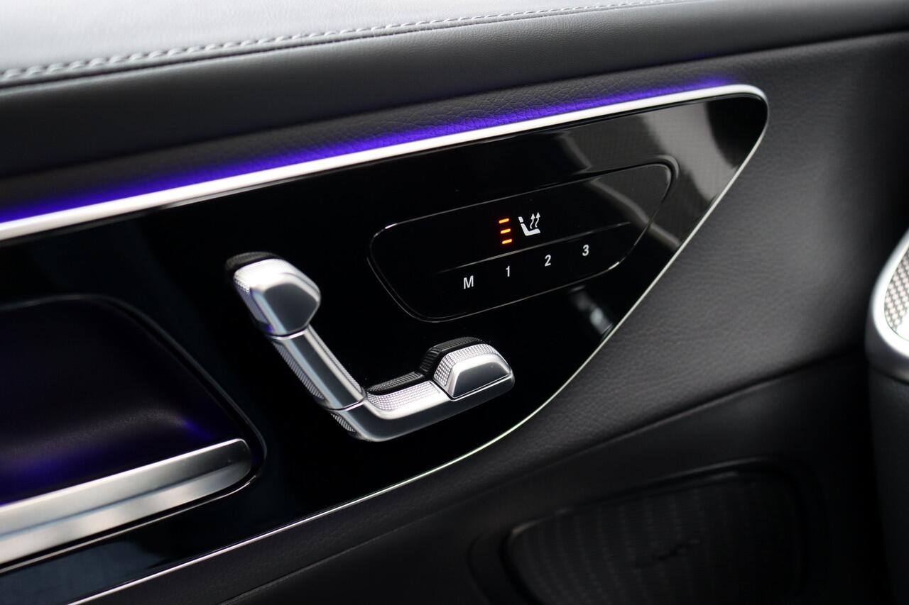 Mercedes-Benz GLC-KLASSE Coupé 300 4MATIC AMG Line Aut9 | Panoramadak | Distronic Pro | Trekhaak | Verwarmd Stuurwiel | Surround Camera | Memory | Nightpakket | Sfeerverlichting |