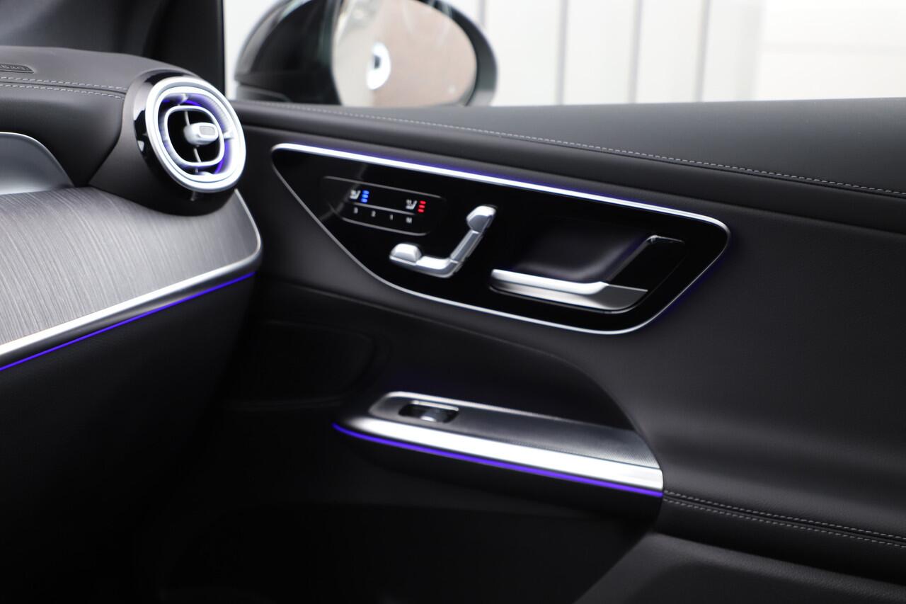 Mercedes-Benz GLC-KLASSE 300e AMG 4-Matic | 313PK | Pano | Massage | Keyles-go | Sfeerverlichting | Memory | Distronic+ | Stoelventilatie | Air-balance | Stuurwielverw. | 2024.