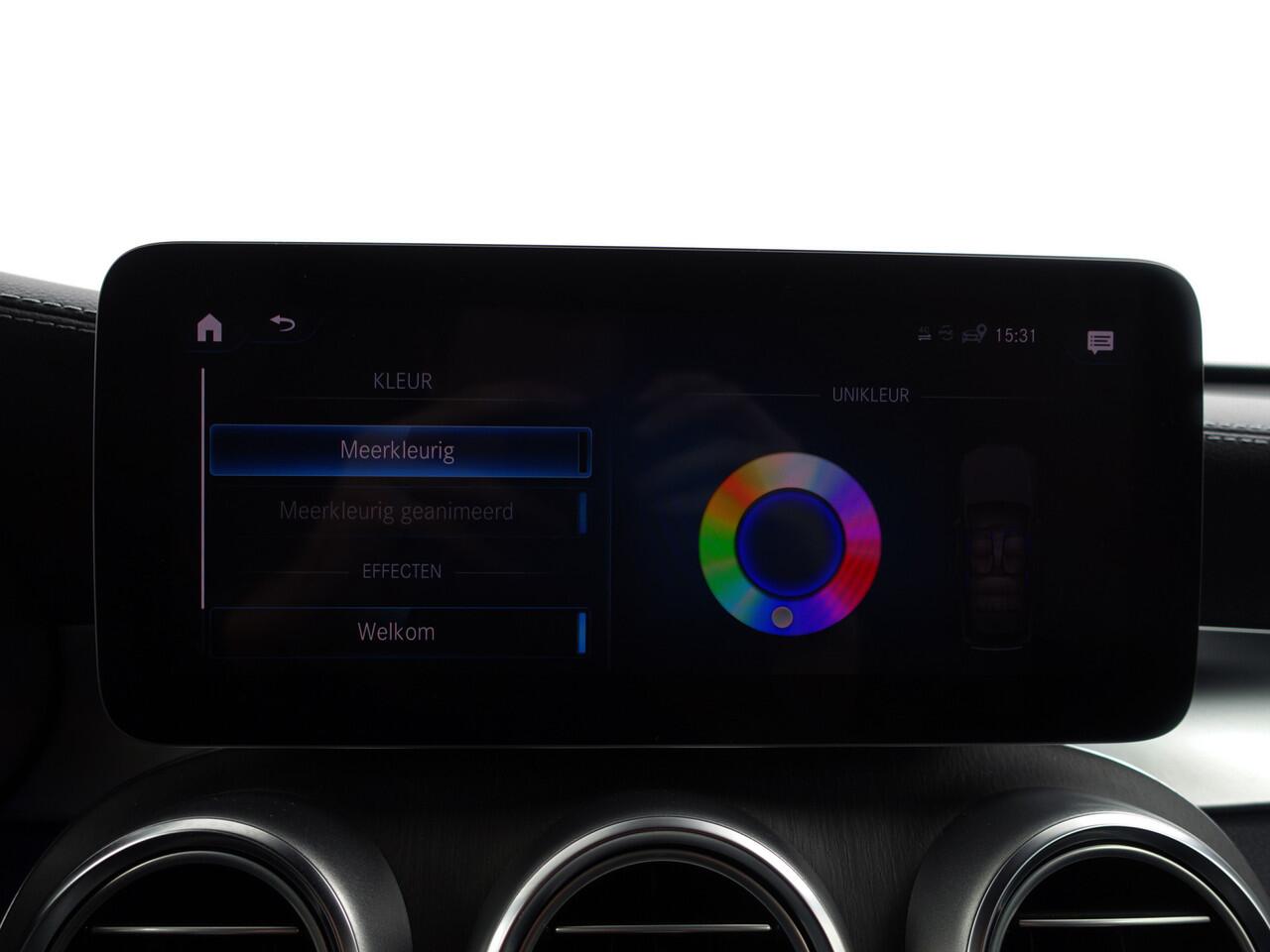 Mercedes-Benz GLC-KLASSE 300e 4MATIC AMG Prestige Plus Aut- Panoramadak, 360 Camera, Sfeerverlichting, Virtual Cockpit, Burmester, Standkachel